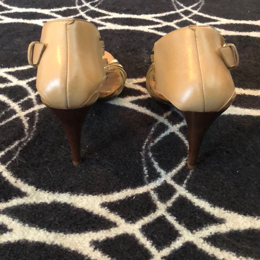 Cole Haan strappy heels / sandals size 9B - Picture 3 of 5